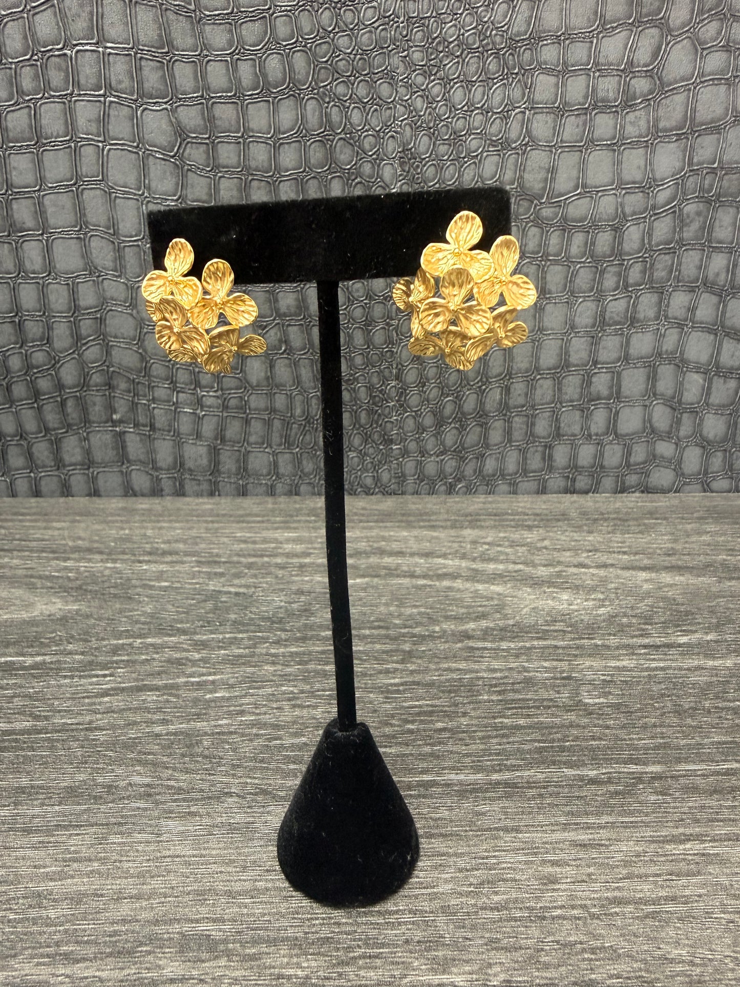 Eva Floral Stud Earrings
