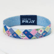 Tap To Pray® Wristband – Patchwork - Love Like Jesus