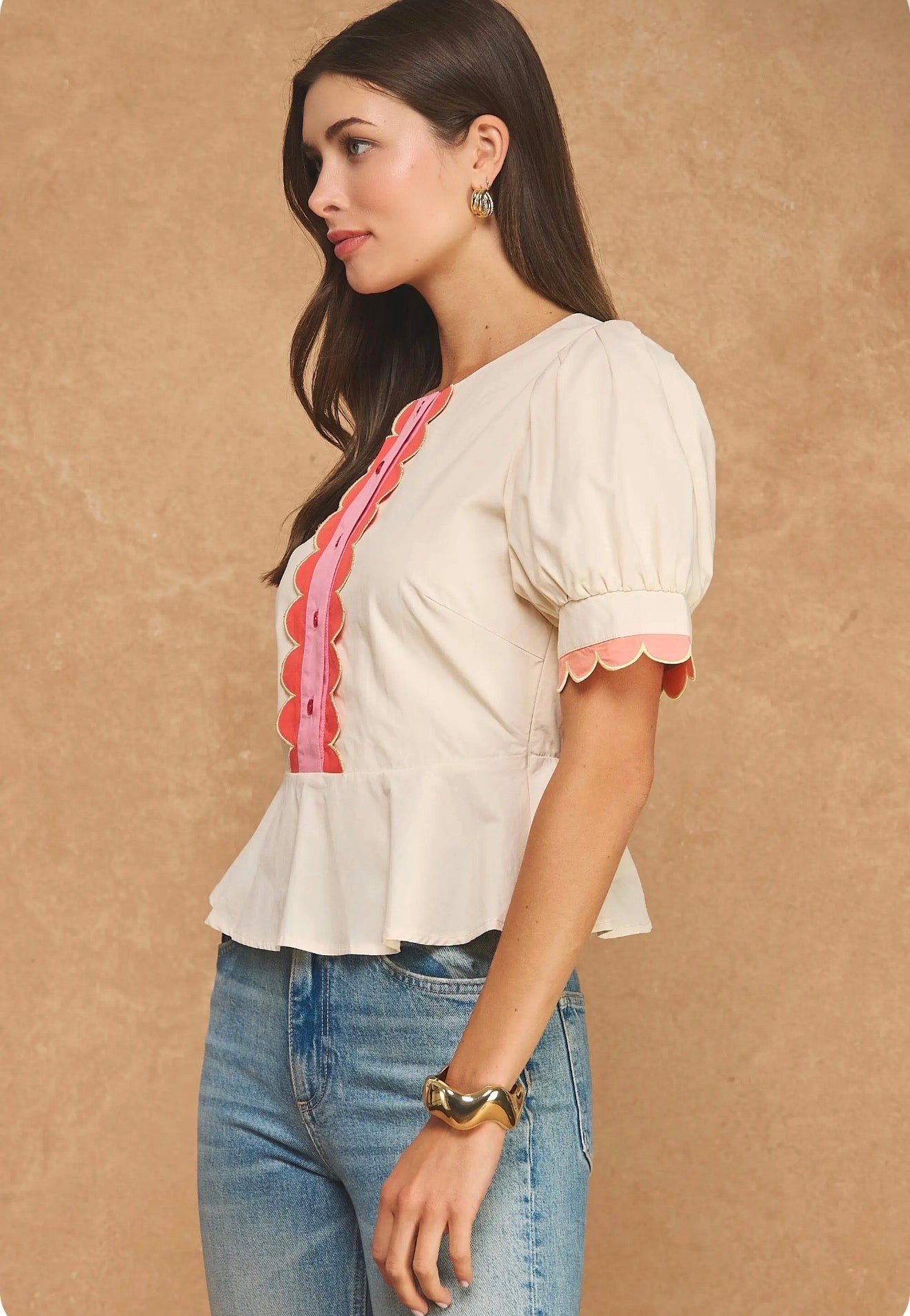 Scalloped Puff Sleeve Peplum Top