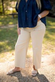 Colette Wide Leg Scallop Pocket Pants