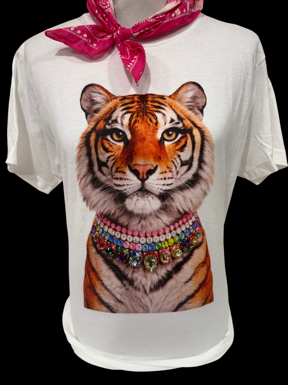 Jeweled Collar Tiger  Natural Crew