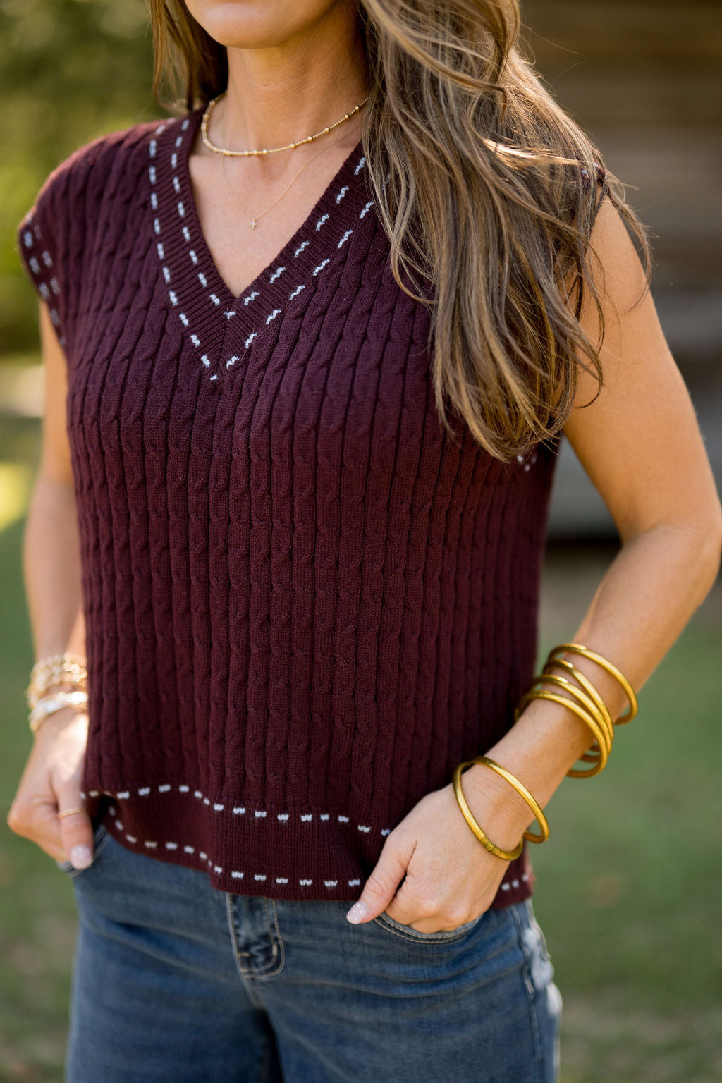 V-Neck Contrast Detail Knit Sweater Vest