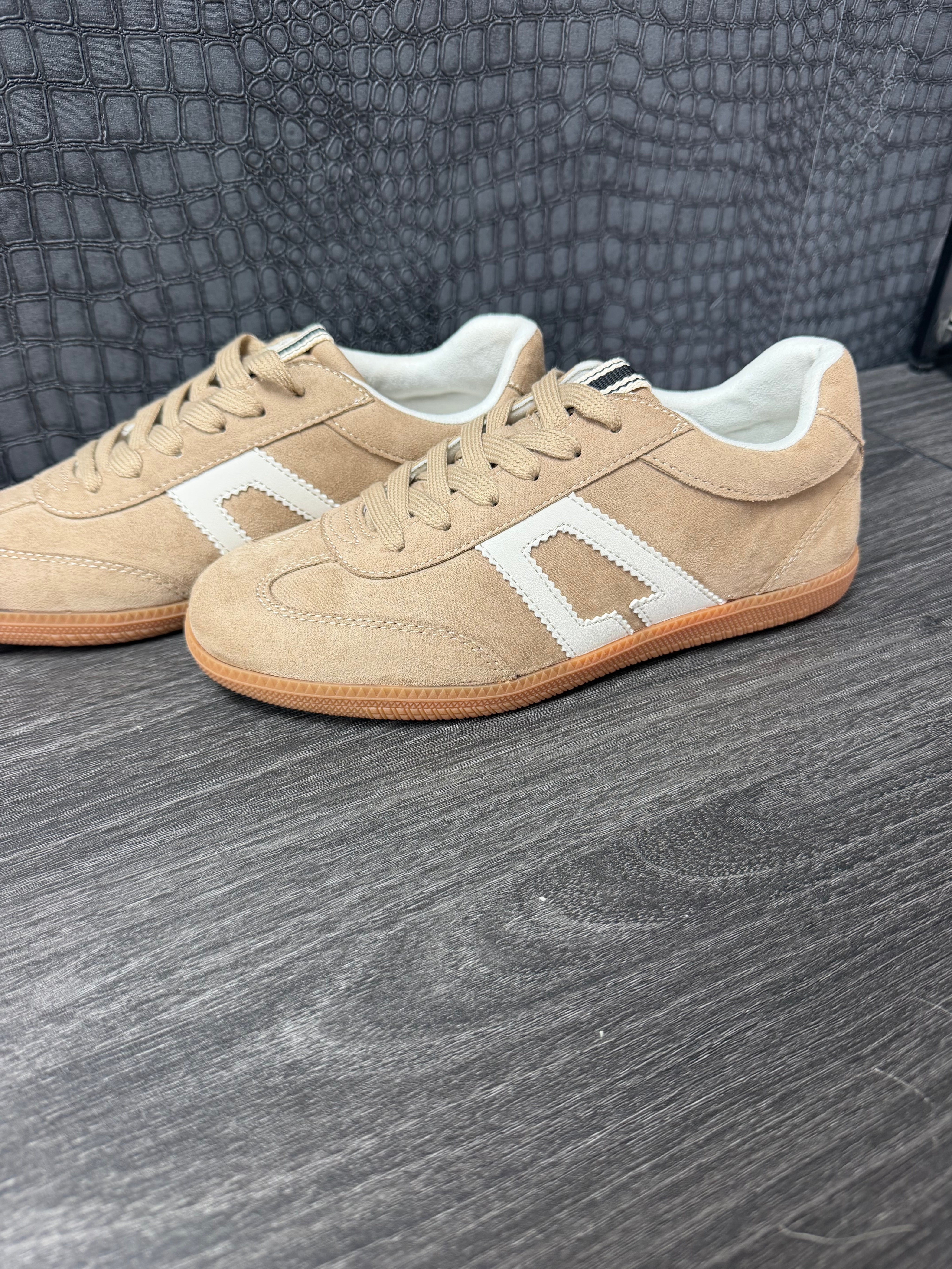 Saffron Taupe Sneaker