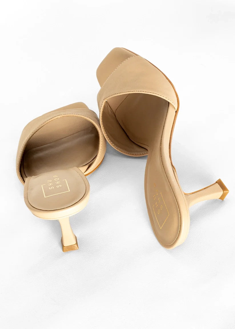 Holly Heel