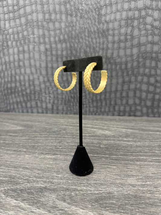 Della Hoop Earrings
