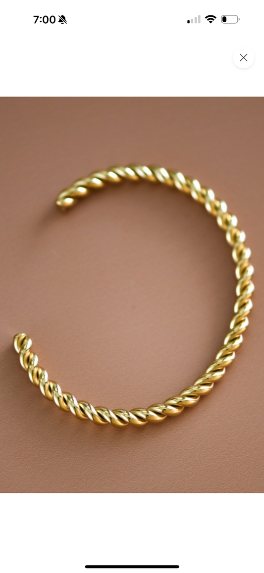 18k tarnish free cuff