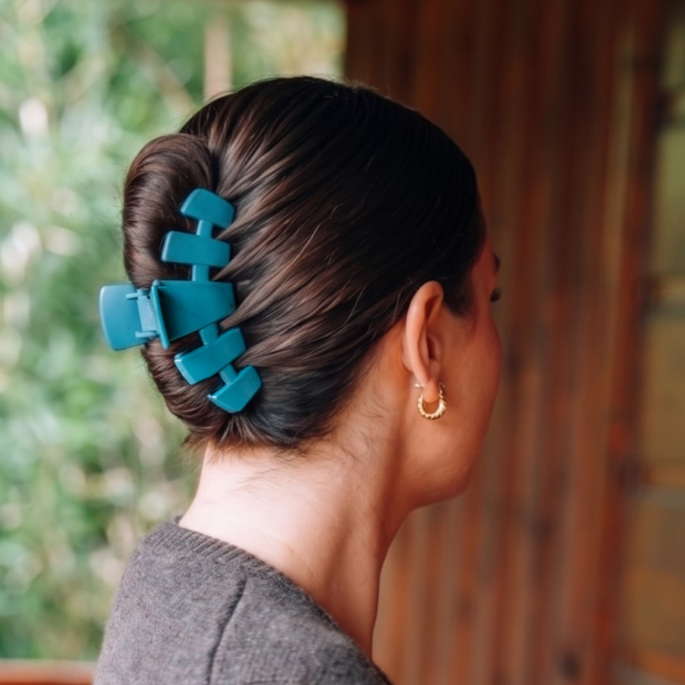 Classic Teal Claw Clip
