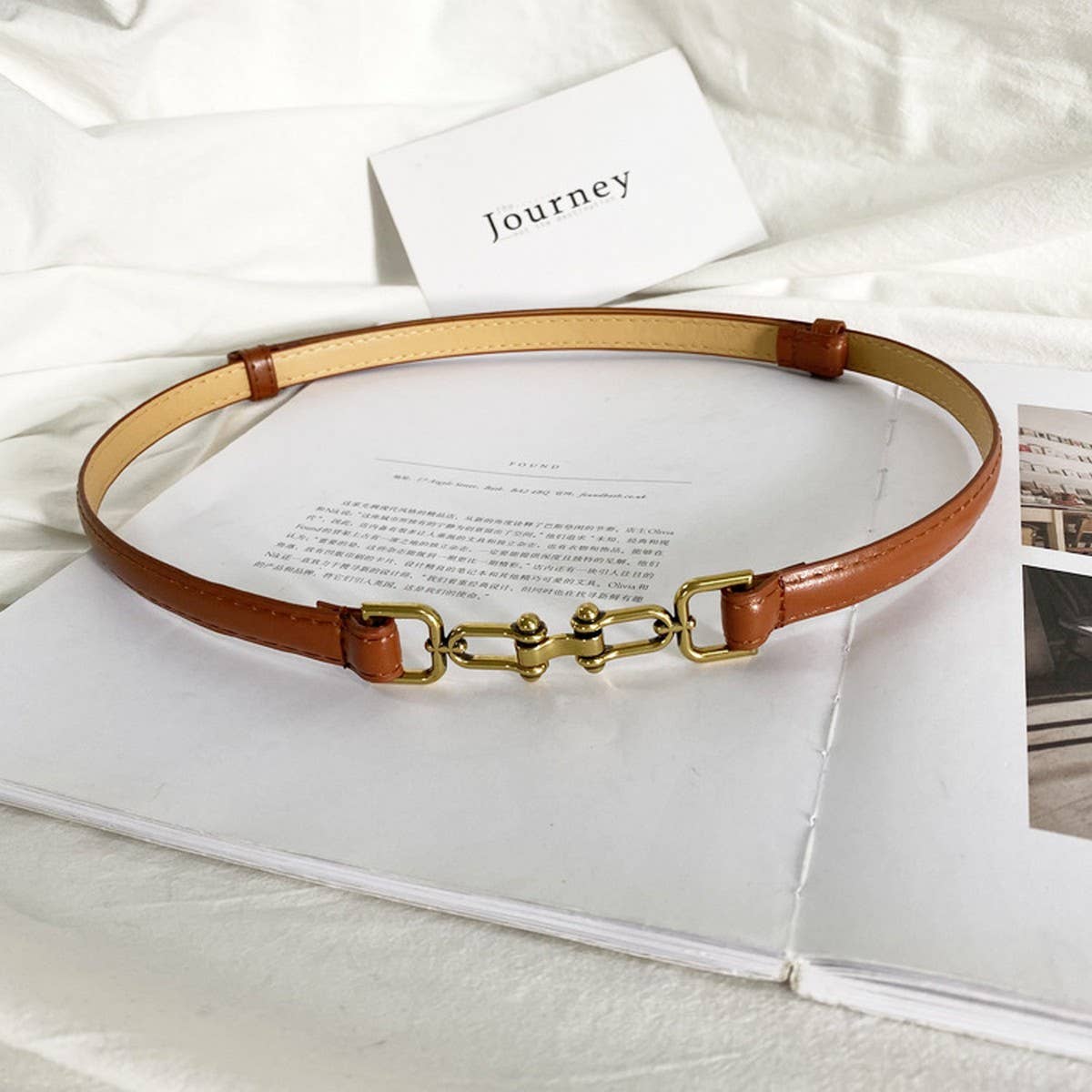 WAIST-HUGGING VINTAGE MATTE THIN BELT