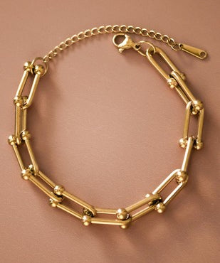 bracelet_c8404ba7-1e80-47e1-a403-fcd7b353d7e4.jpg