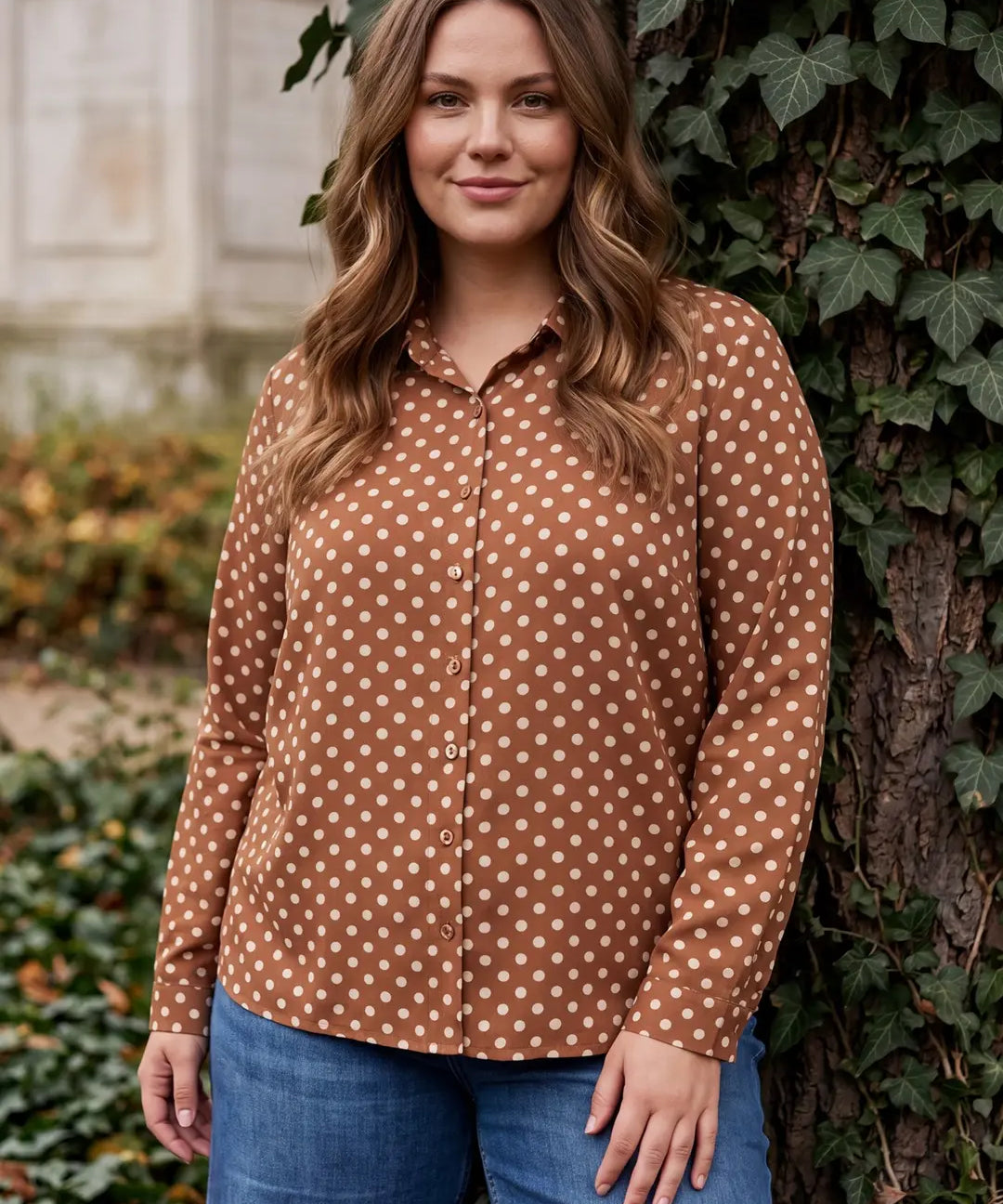 brownpolka.webp