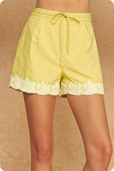 Scallop Floral Lace Trim Linen Shorts