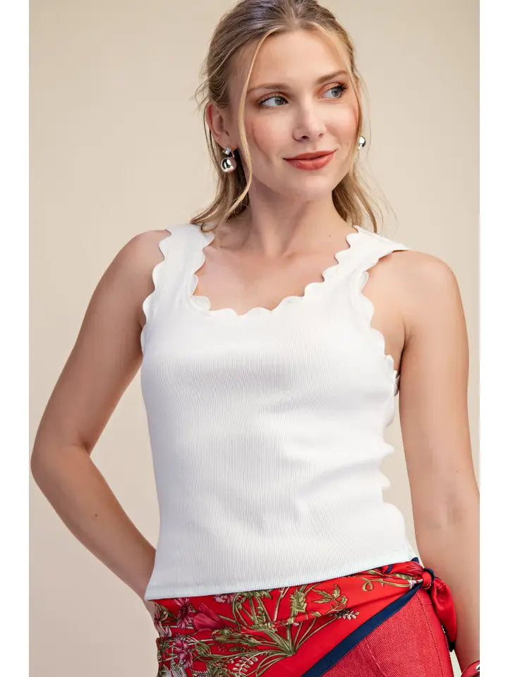 Scallop Sleeveless Knit
