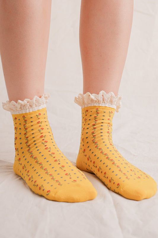 Lace Trim Floral Socks